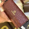 شنطة اقنر صغيره عنابي