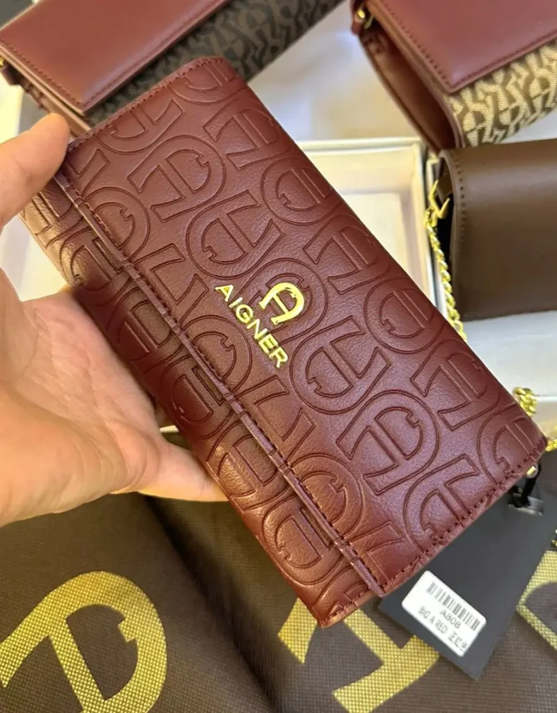 شنطة اقنر صغيره عنابي