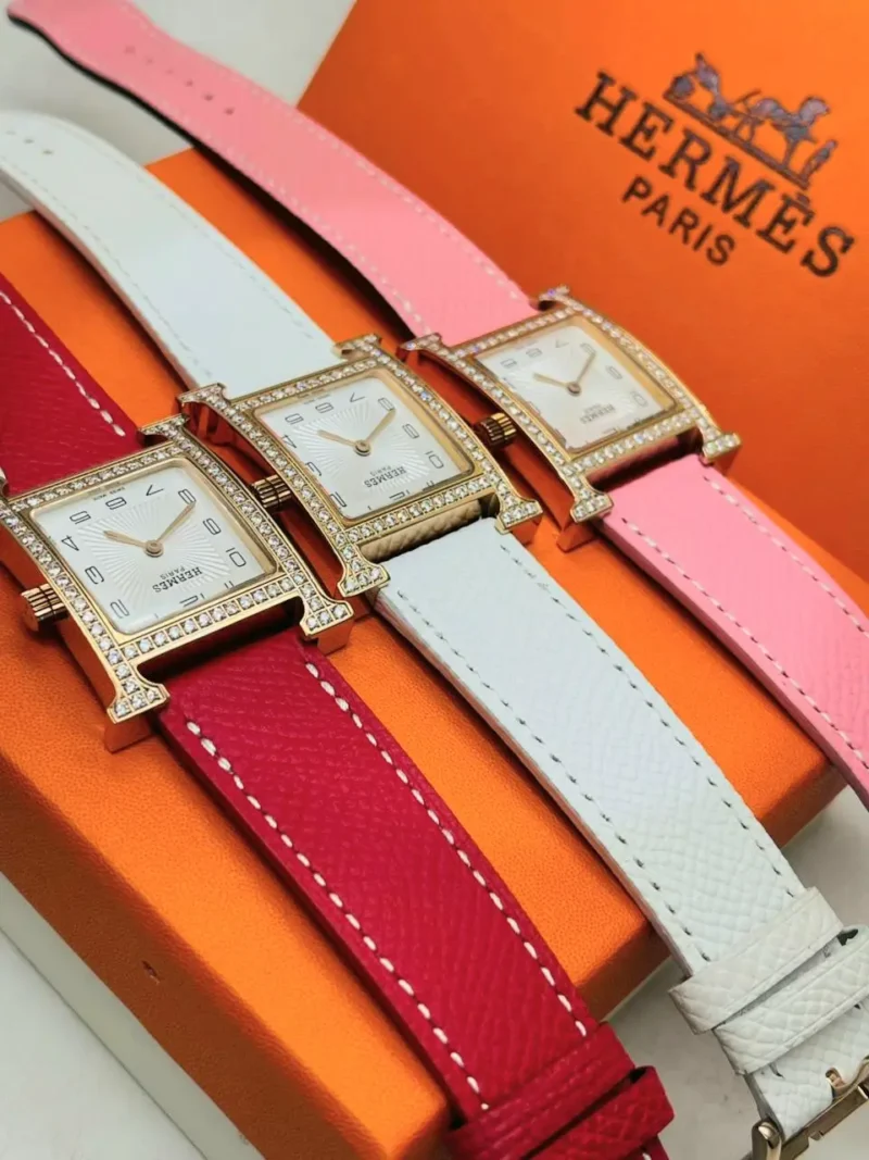 ساعات هرمز نسائيه