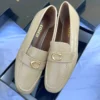 حذاء كوتش نسائي بيج