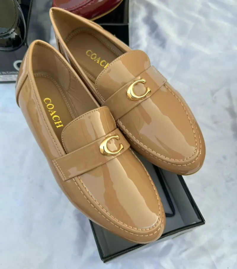 لوفر شوز نسائي ماركة كوتش