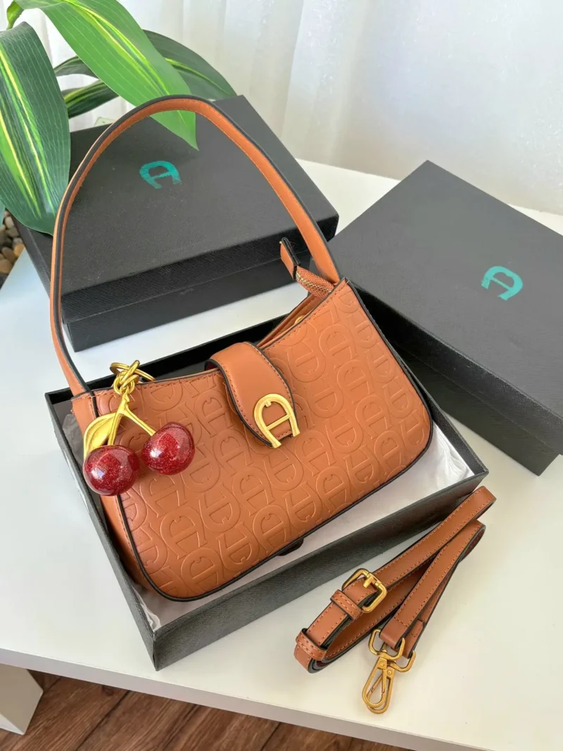 شنطه اقنر2025