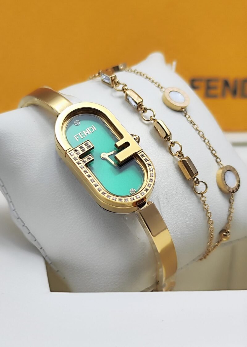 ساعة فيندي نسائي