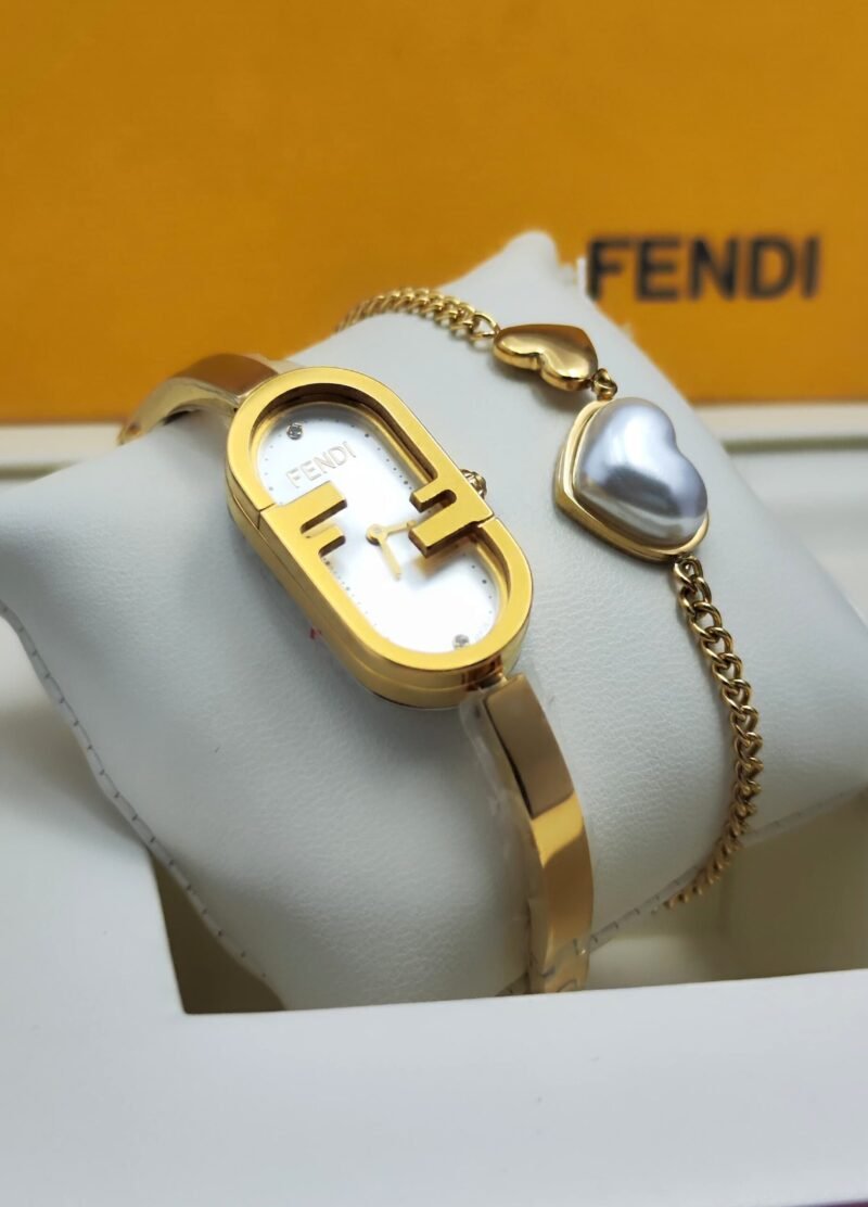 ساعة فيندي نسائية صغيرة