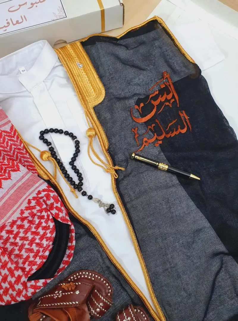 اطقم مواليد للعيد