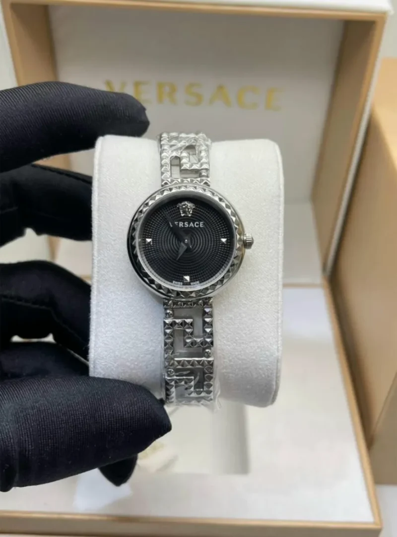 ساعة فرزاتشي نسائي فضي مينا اسود