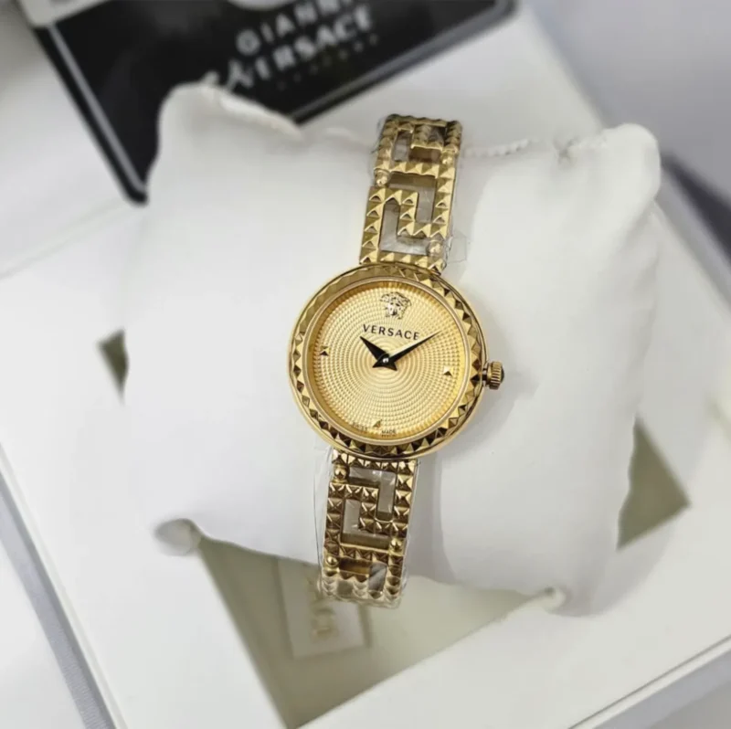 ساعه نسائيه 2026