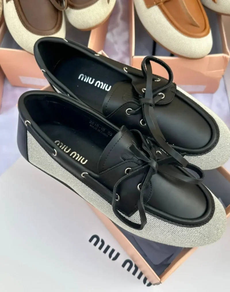 احذية ميو ميو نسائي