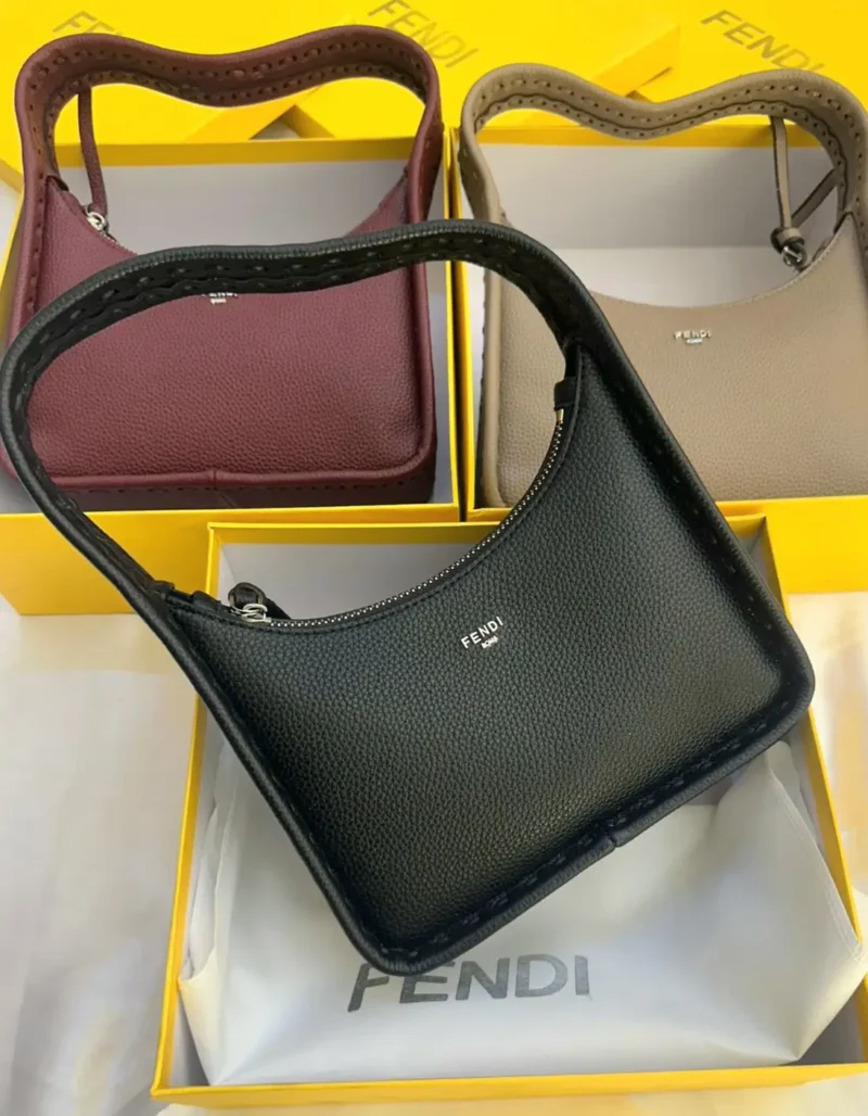 شنطة فندي جلد اسود