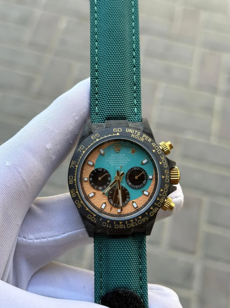 ساعة رولكس سبورت خضراء