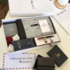 هدية ثوب شتوي مع قلم وكبك