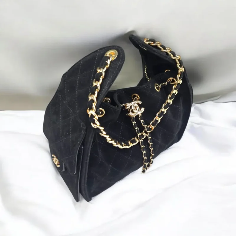 شنطة شانيل شمواه اسود