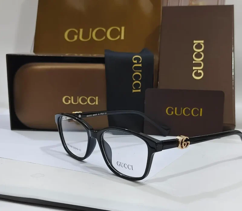 نظارات غوتشي طبيه