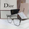نظارة ديور شفافه