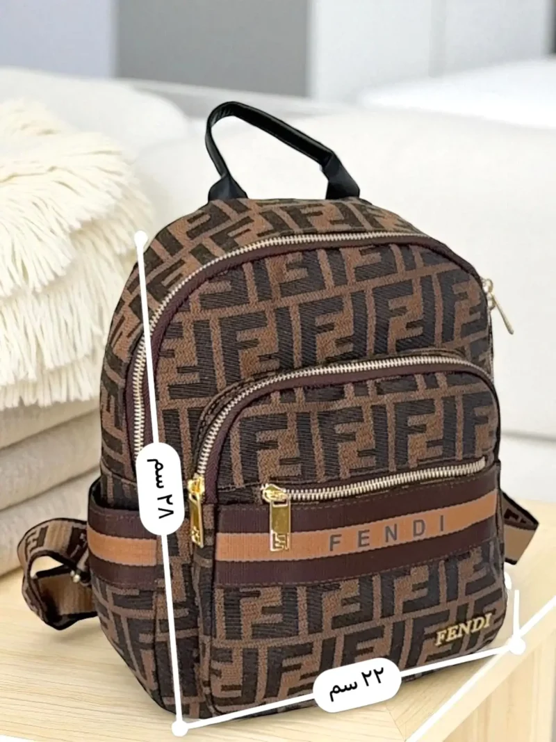 شنطة ظهر كبيرة