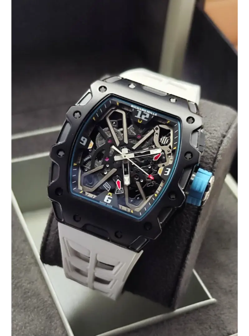 ساعة رجالية ربل لون ابيض