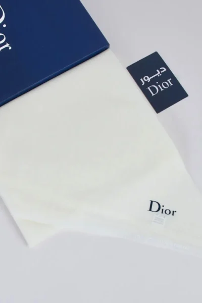 غتره رجاليه شتويه بيضاء