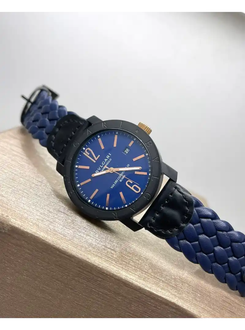 ساعة بولغري كاربون فايبر