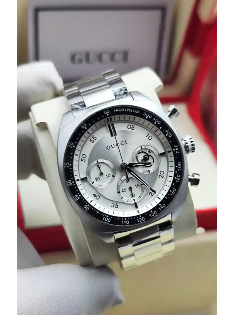 ساعة جوتشي رجالي فضي