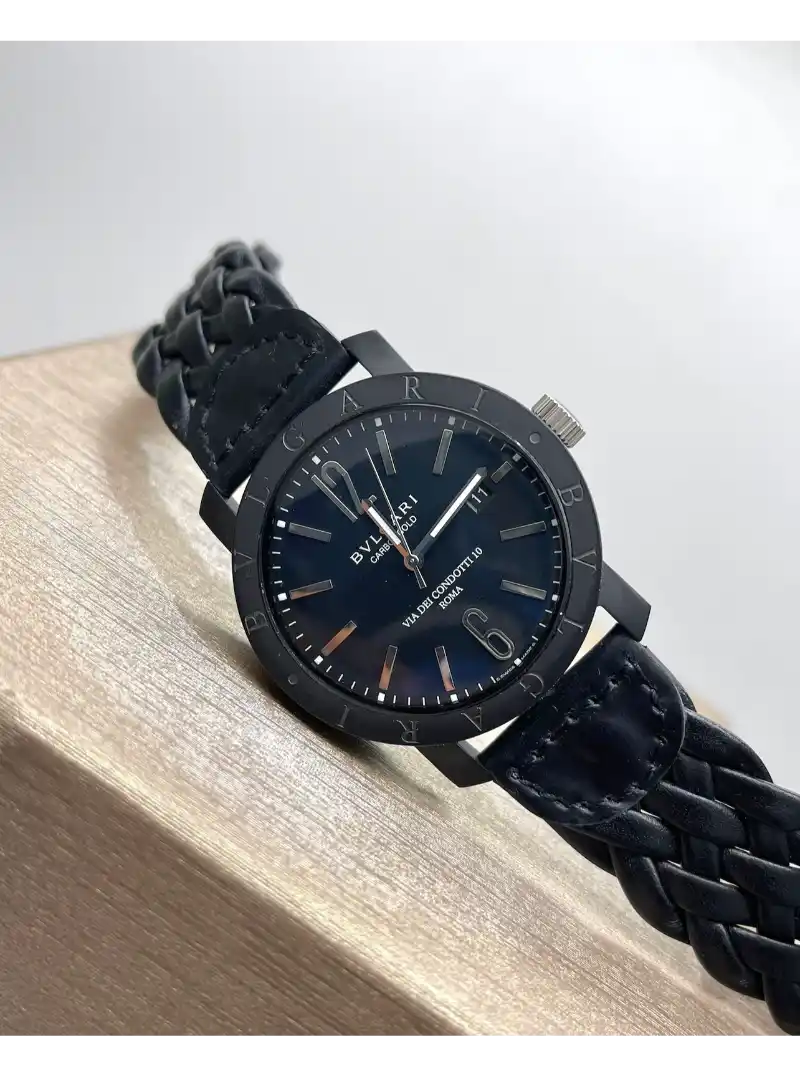 ساعة سوداء رجالي كاربون