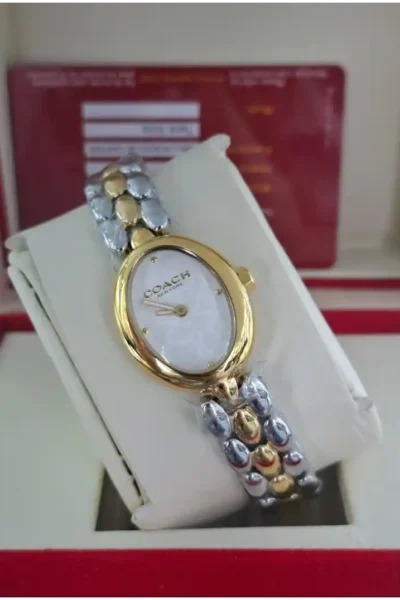 ساعة كوتش نسائية