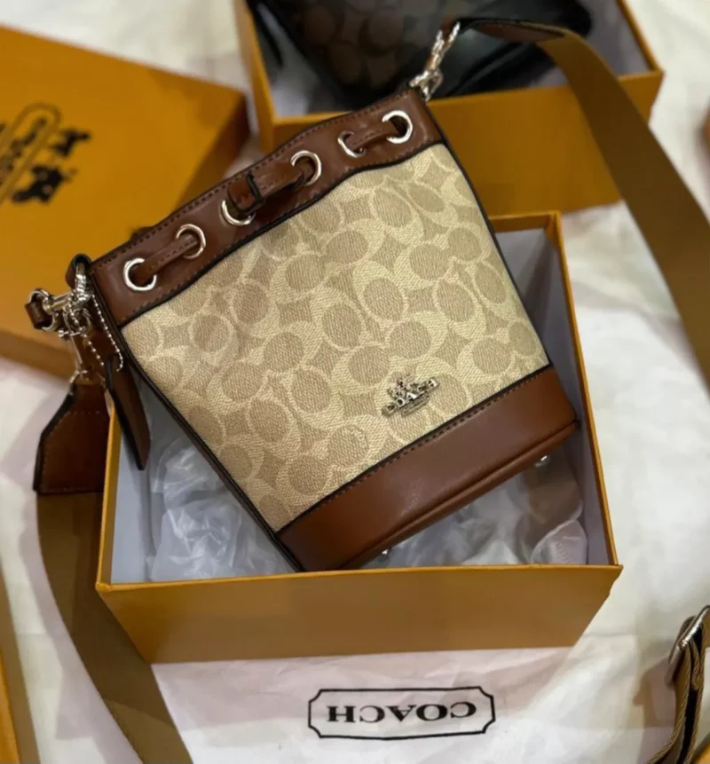 شنط كوتش بني غامق