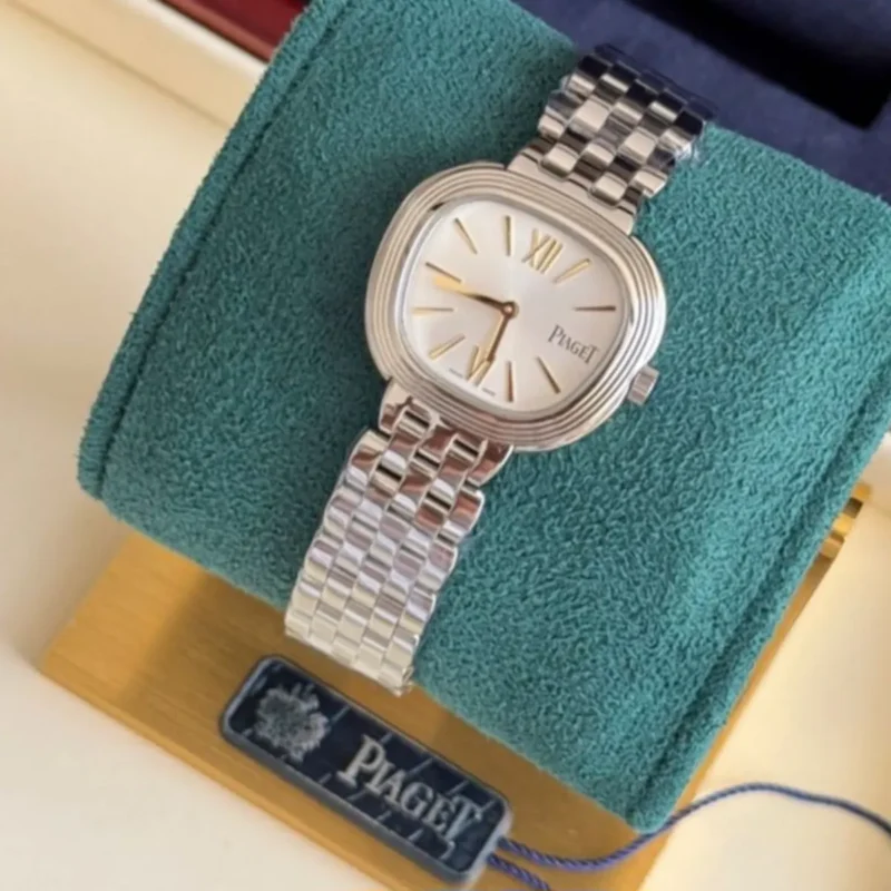 ساعة بياجيه الجديده