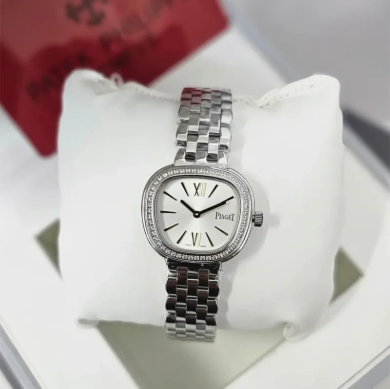 ساعه بياجيه عروس