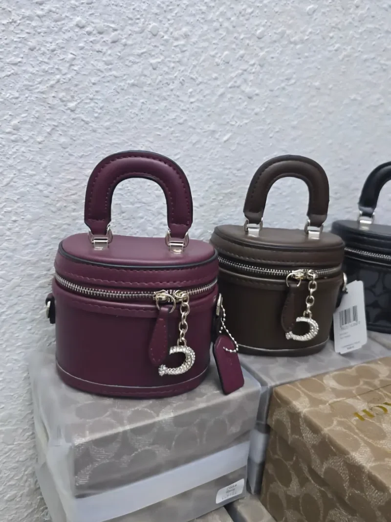 شنط كوتش تريل