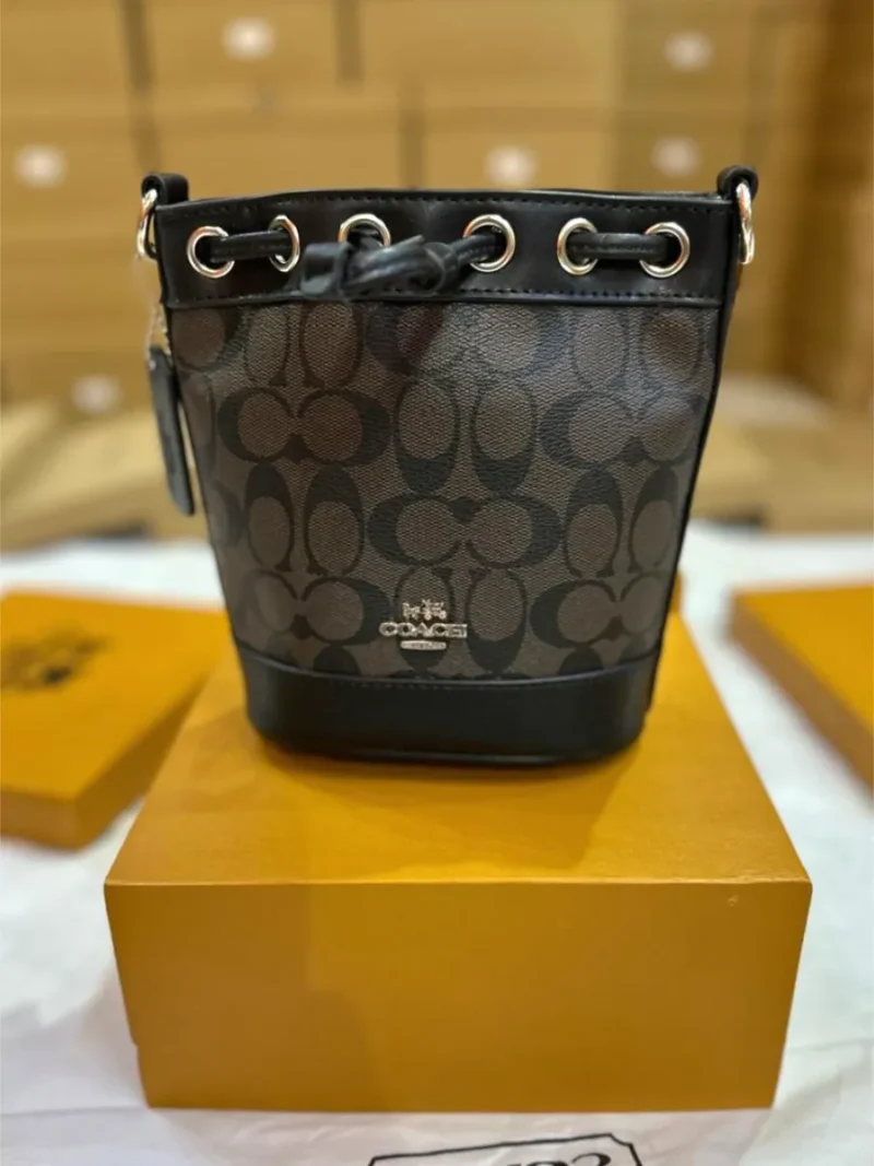 شنط كوتش درجة أولى