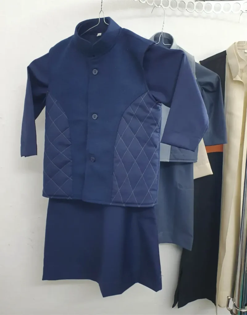 طقم ولادي متكامل للعيد