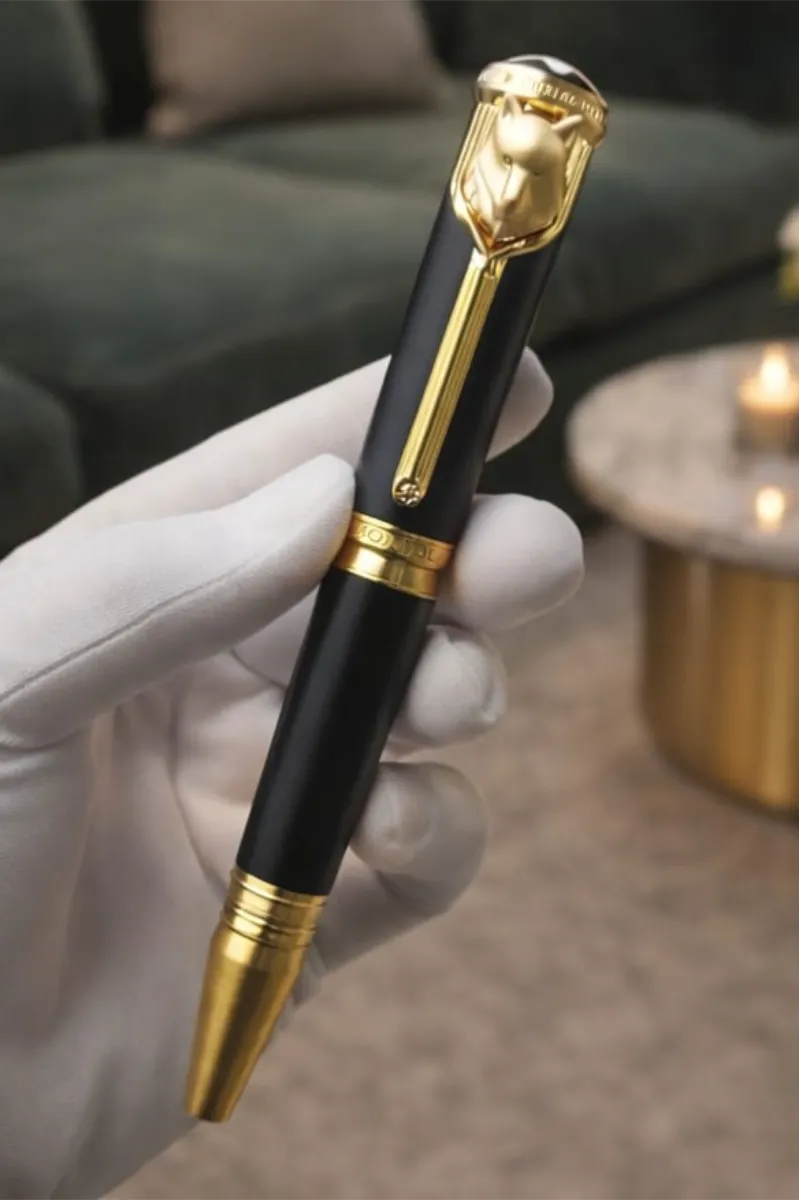 قلم مونت بلانك اسود وذهبي الذيب