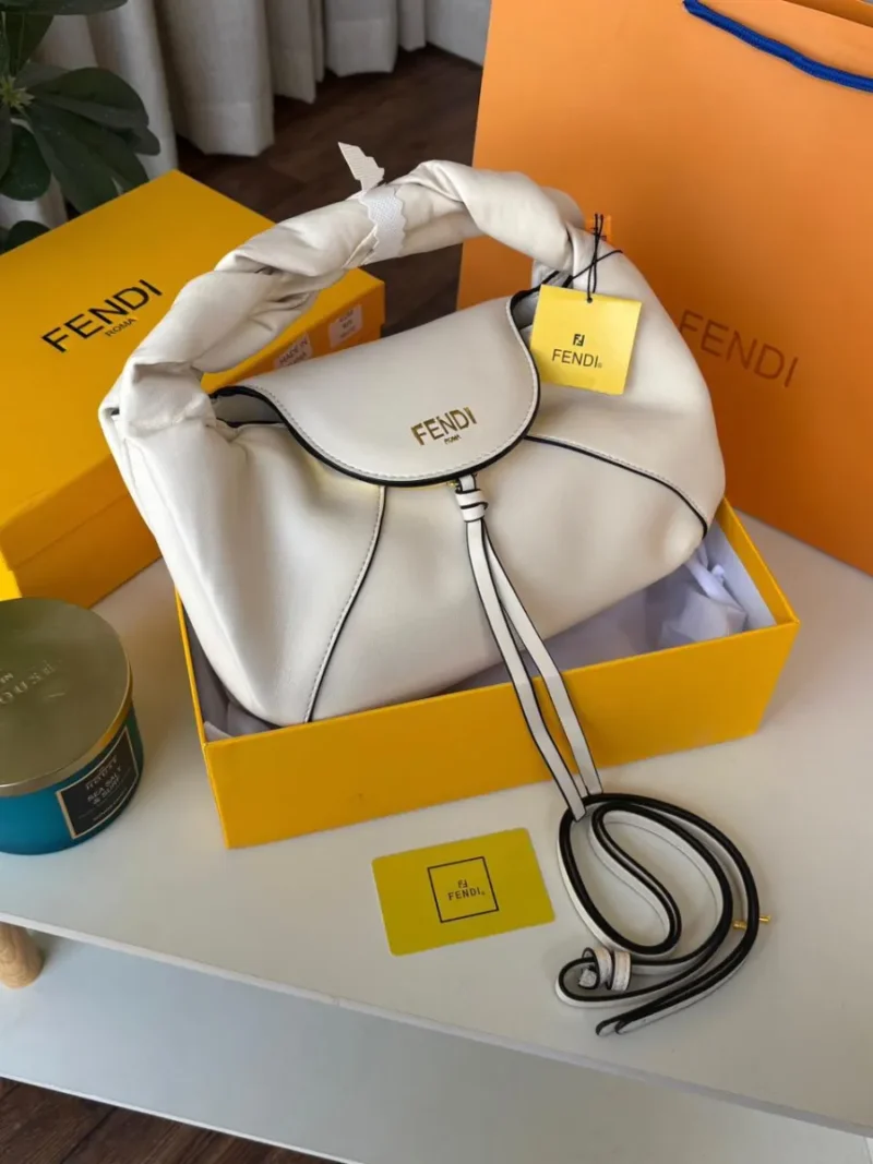 احدث شنط فندي