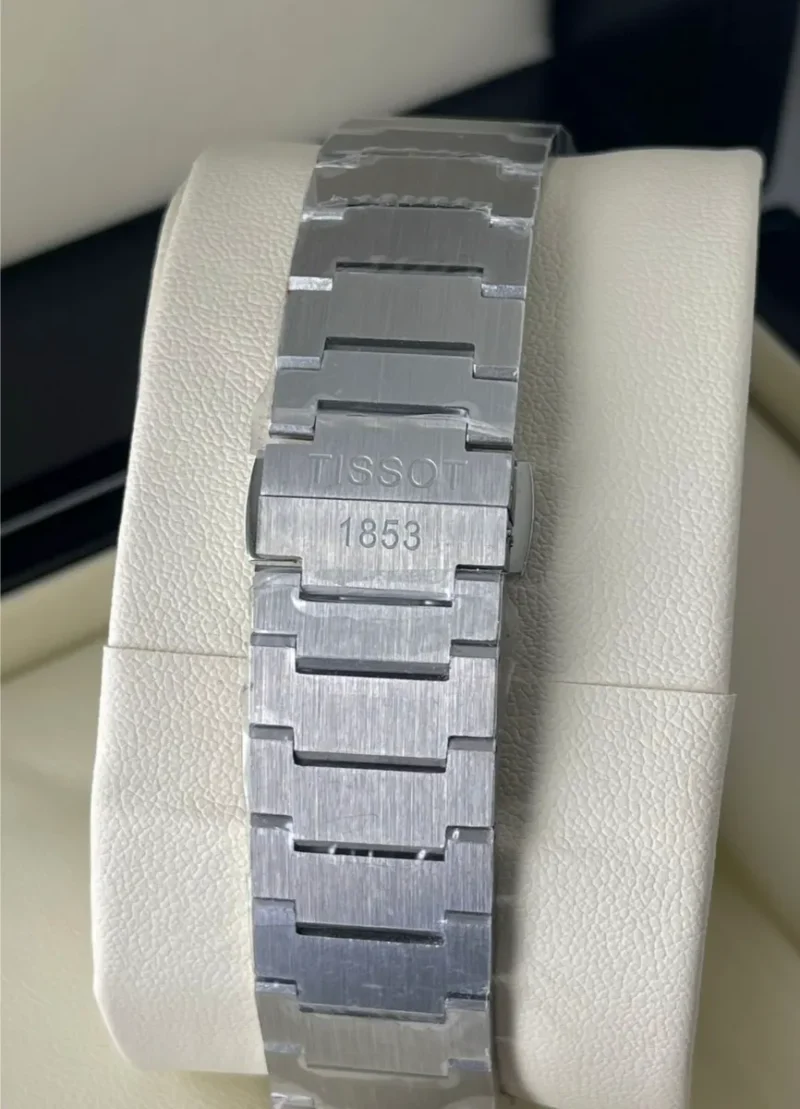 ساعات تيسوت في الرياض