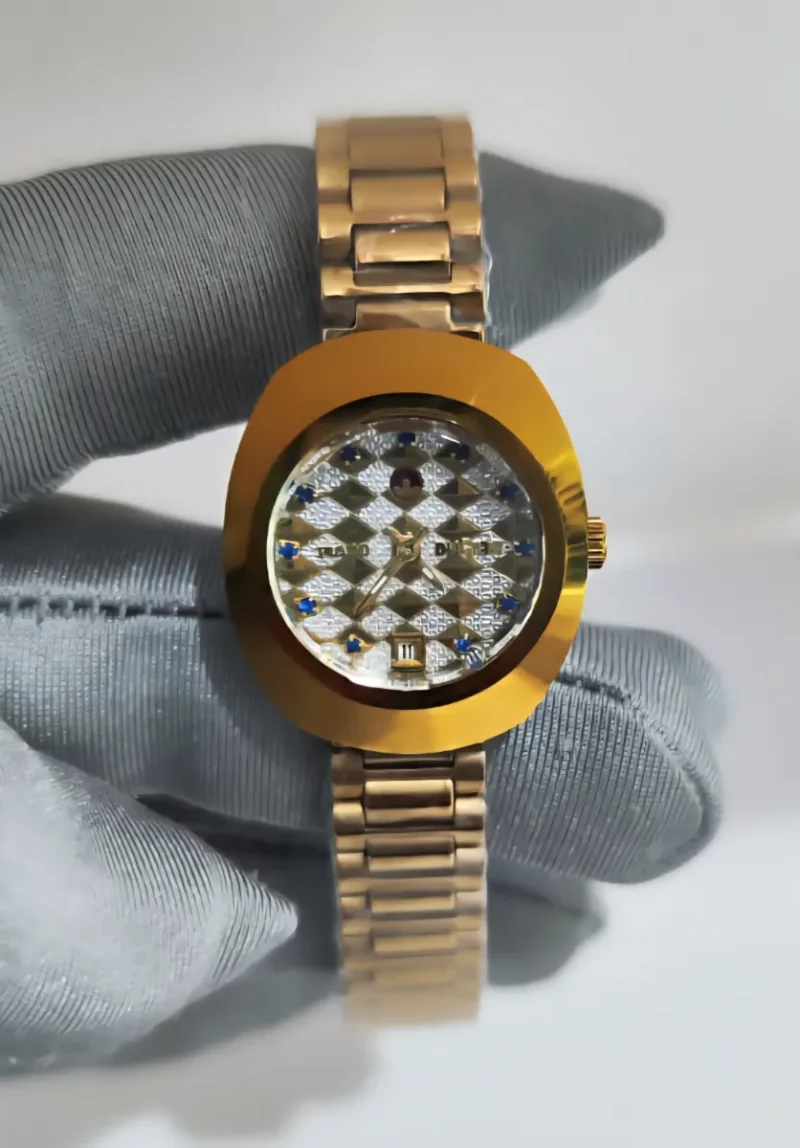 ساعات رادو للنساء