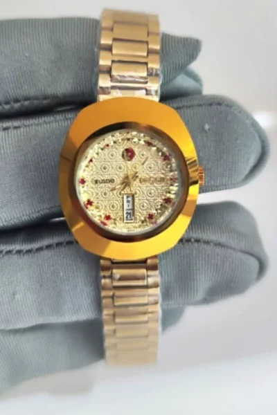 ساعه رادو نسائي