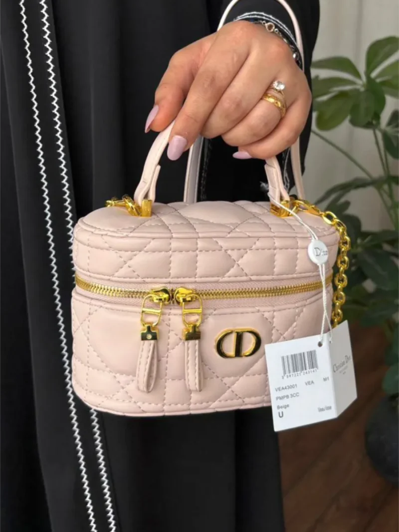 شنطه ديور للميكب