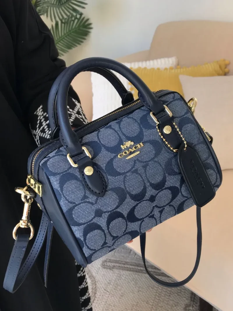 كوتش شنطة روان كحلي