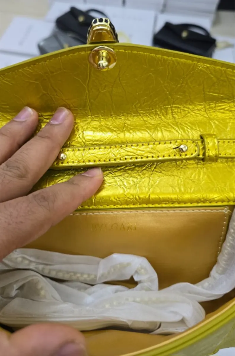 شنطة بلغاري