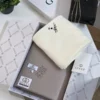 هدية الشتاء شماغ وثوب